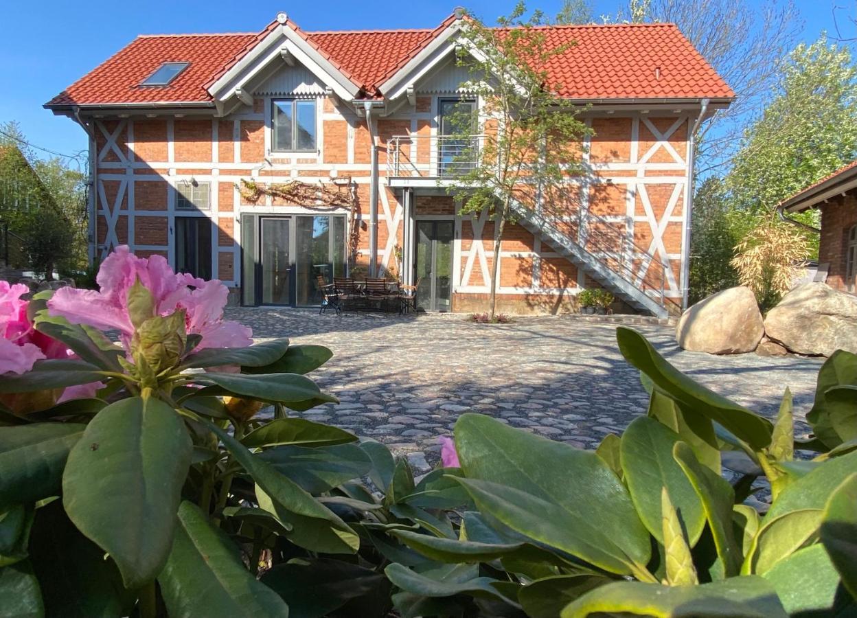 “Stadt-Land-Scheune” - Luxurioes In Alten Gemaeuern Apartment Braunschweig Exterior photo